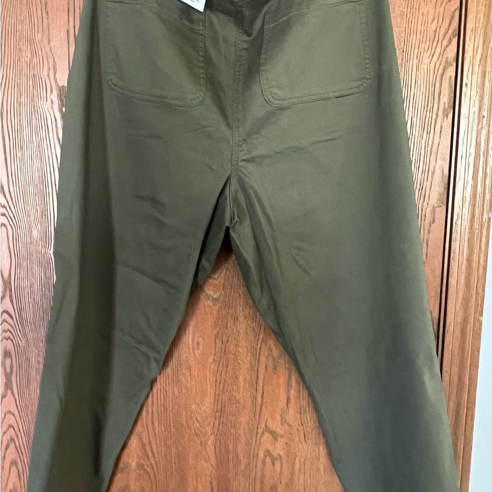 Croft & Barrow Olive Women's Plus Pants